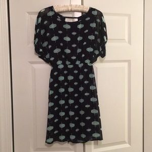 Short sleeve knee length dress